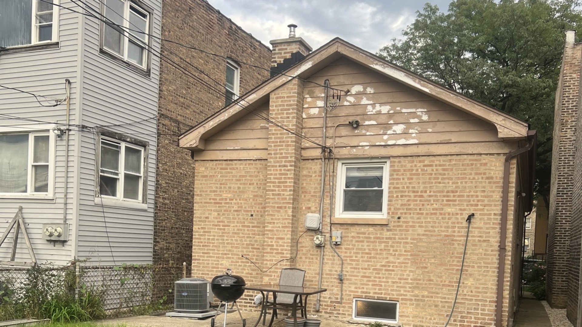 1504 N Kolin Avenue Property Photo 12