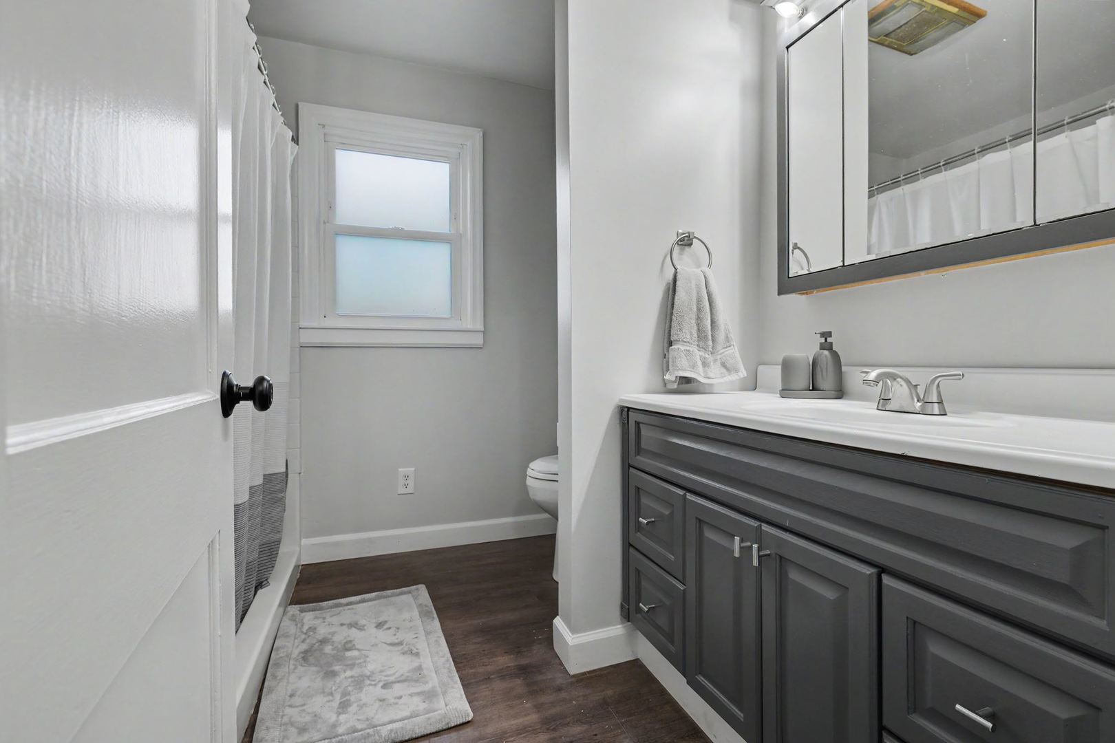 558 10th Street Property Photo 17