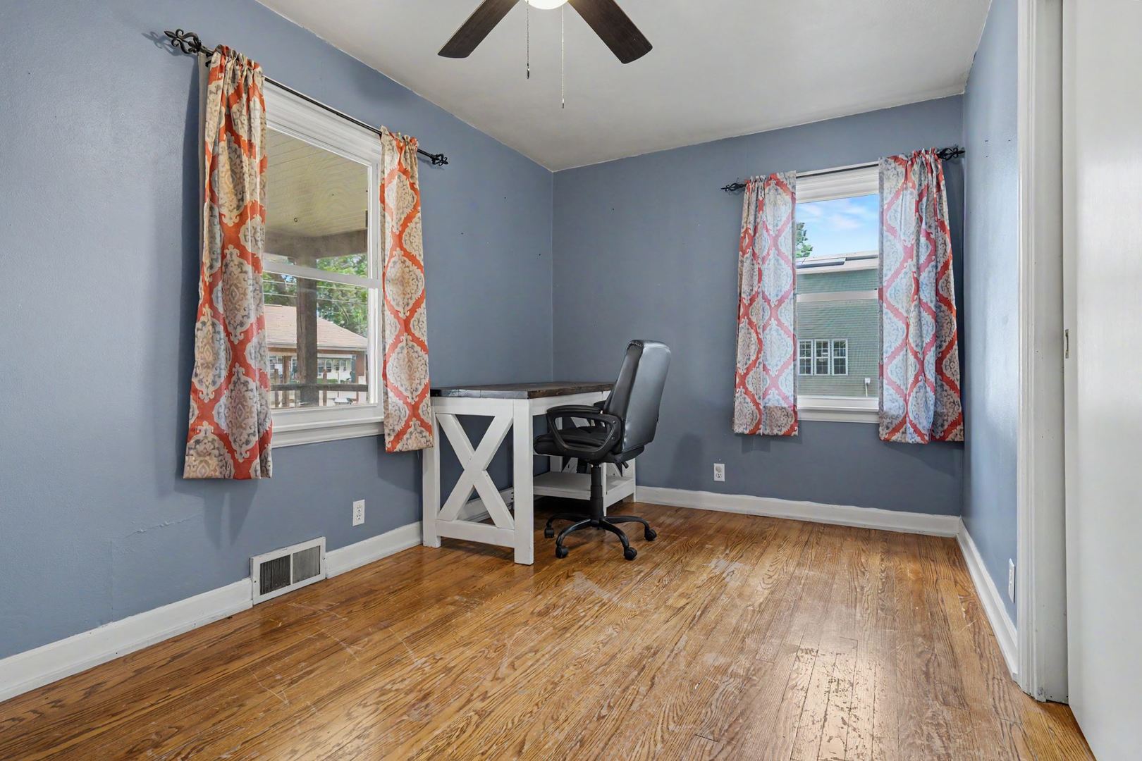 558 10th Street Property Photo 18