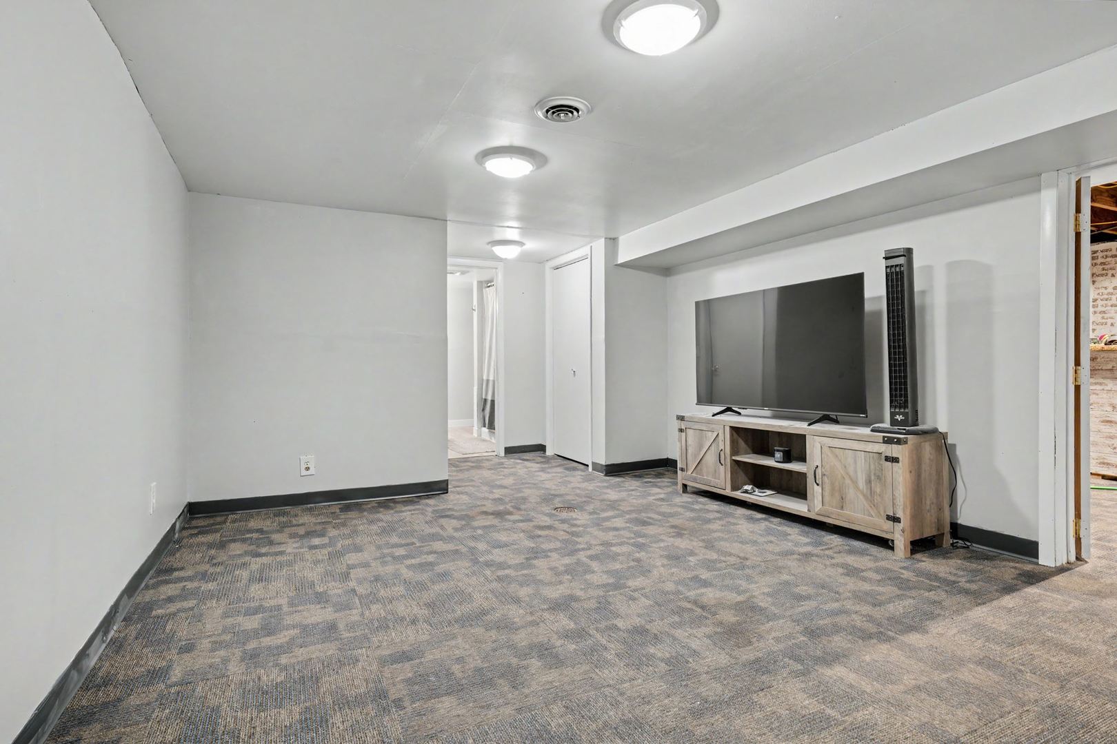 558 10th Street Property Photo 21