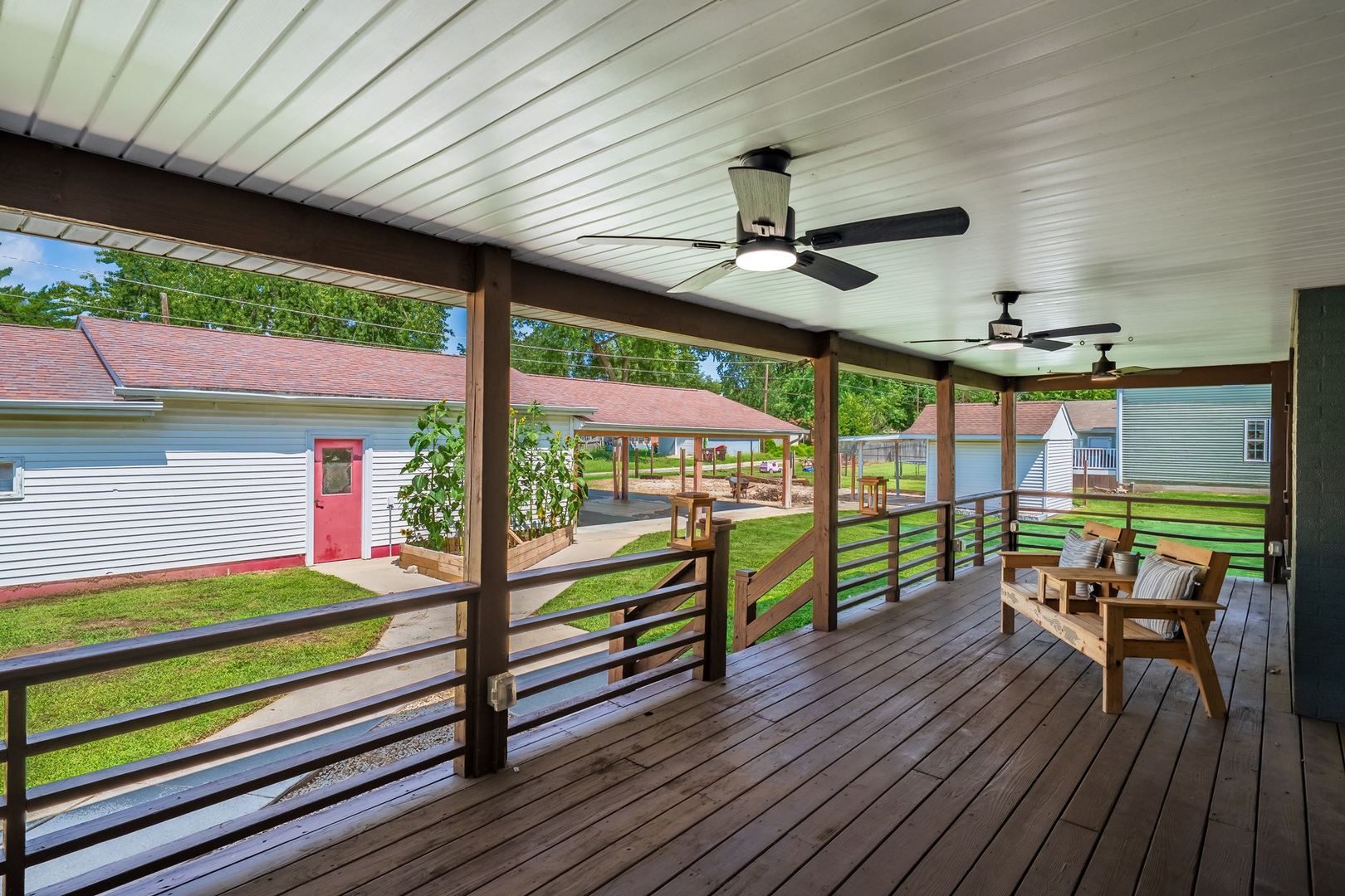 558 10th Street Property Photo 35