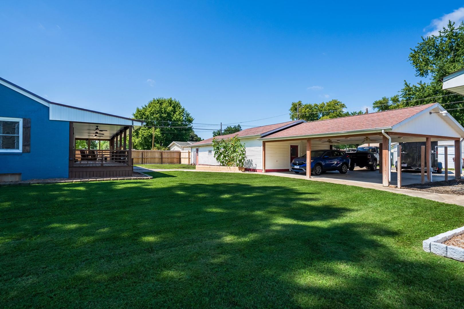 558 10th Street Property Photo 37