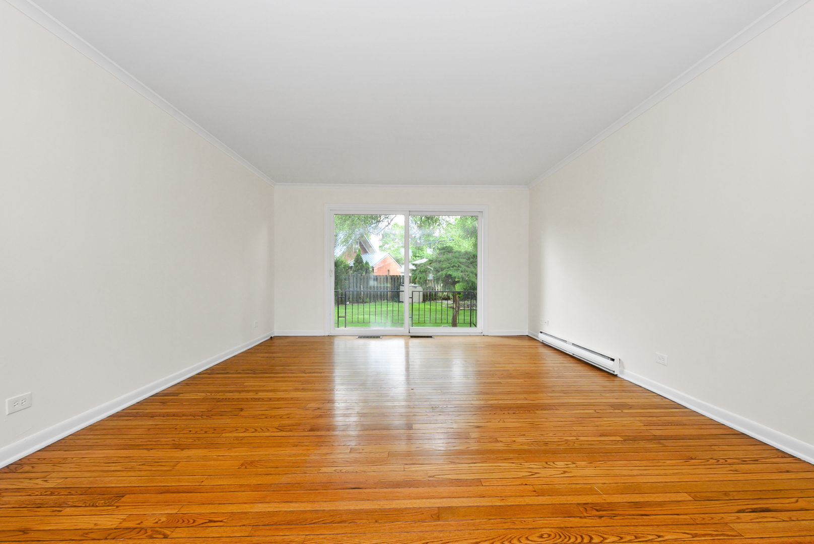 4915 Spring Road Property Photo 5