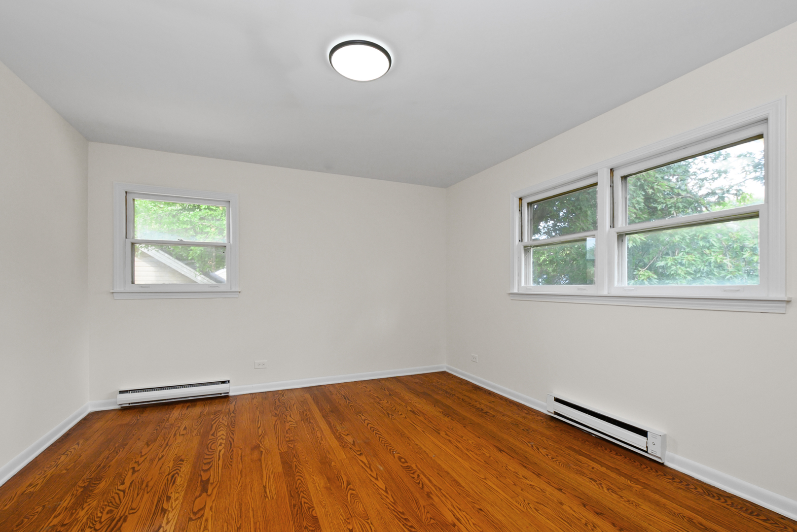 4915 Spring Road Property Photo 10