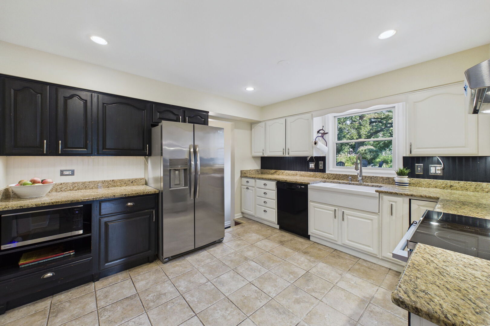 24740 W Miller Road Property Photo 11