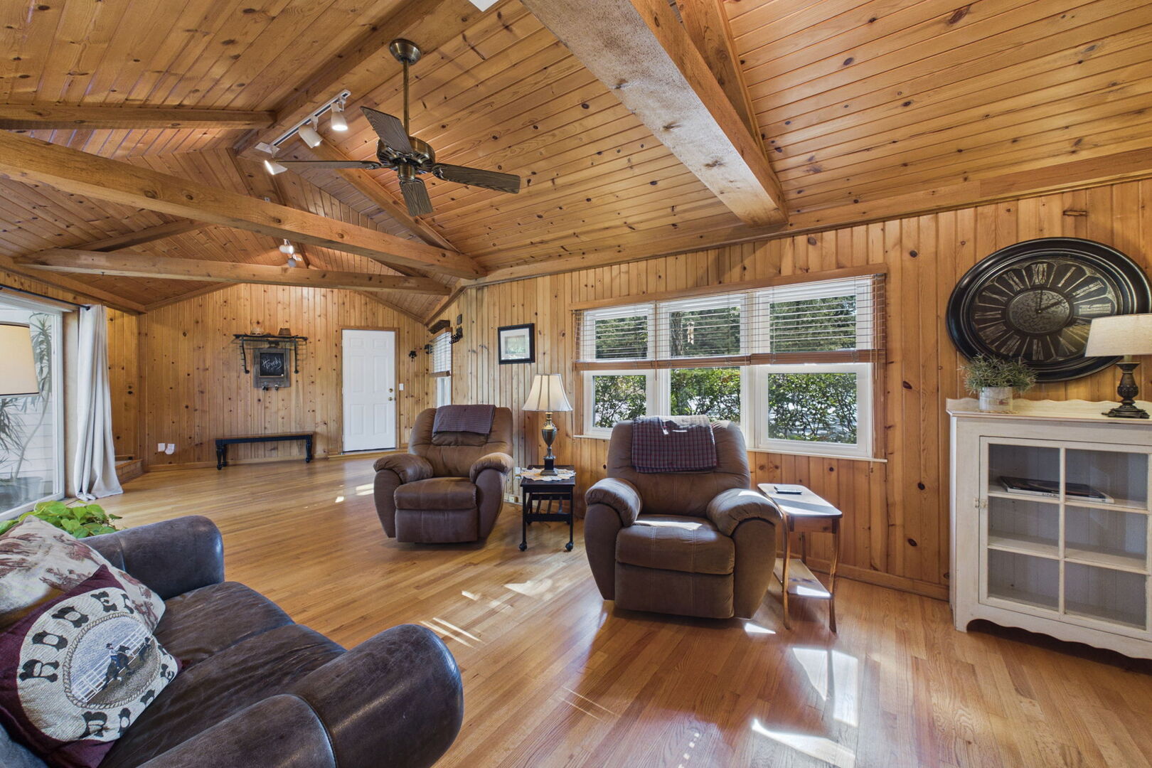 24740 W Miller Road Property Photo 12