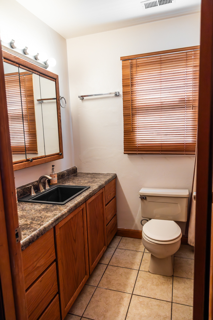 400 S Mount Prospect Road Property Photo 12