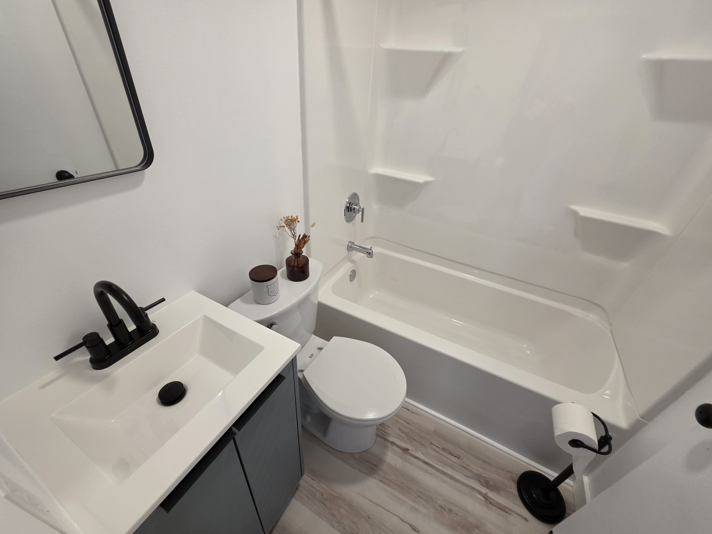 907 Retz Drive Property Photo 4