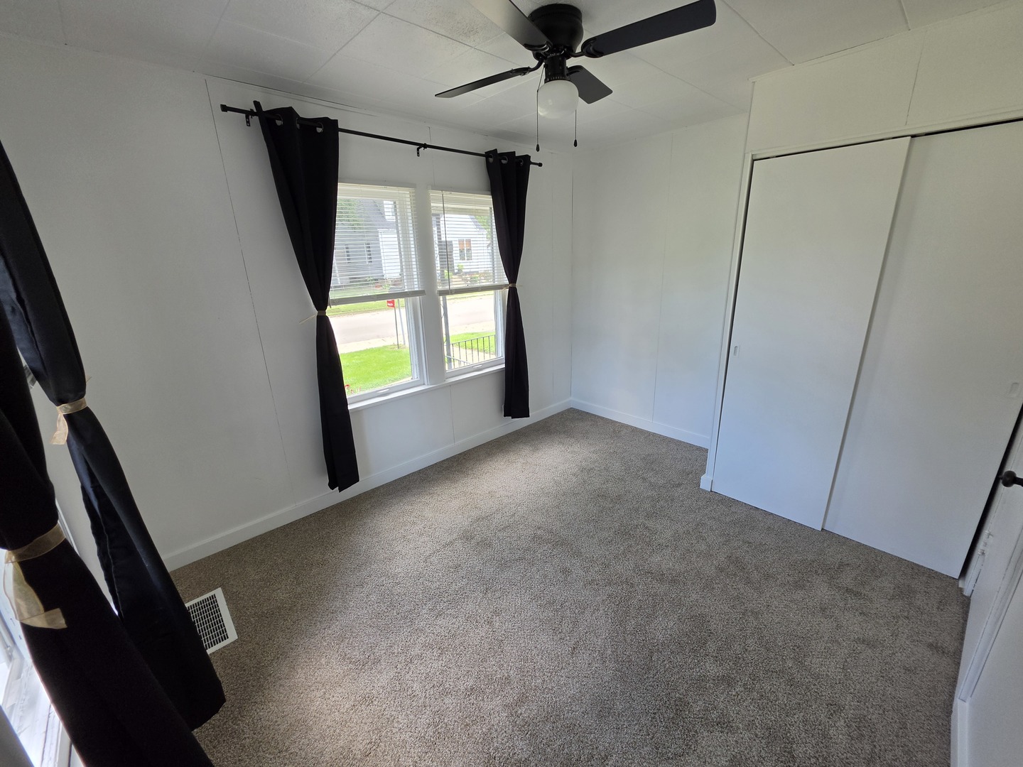 907 Retz Drive Property Photo 6