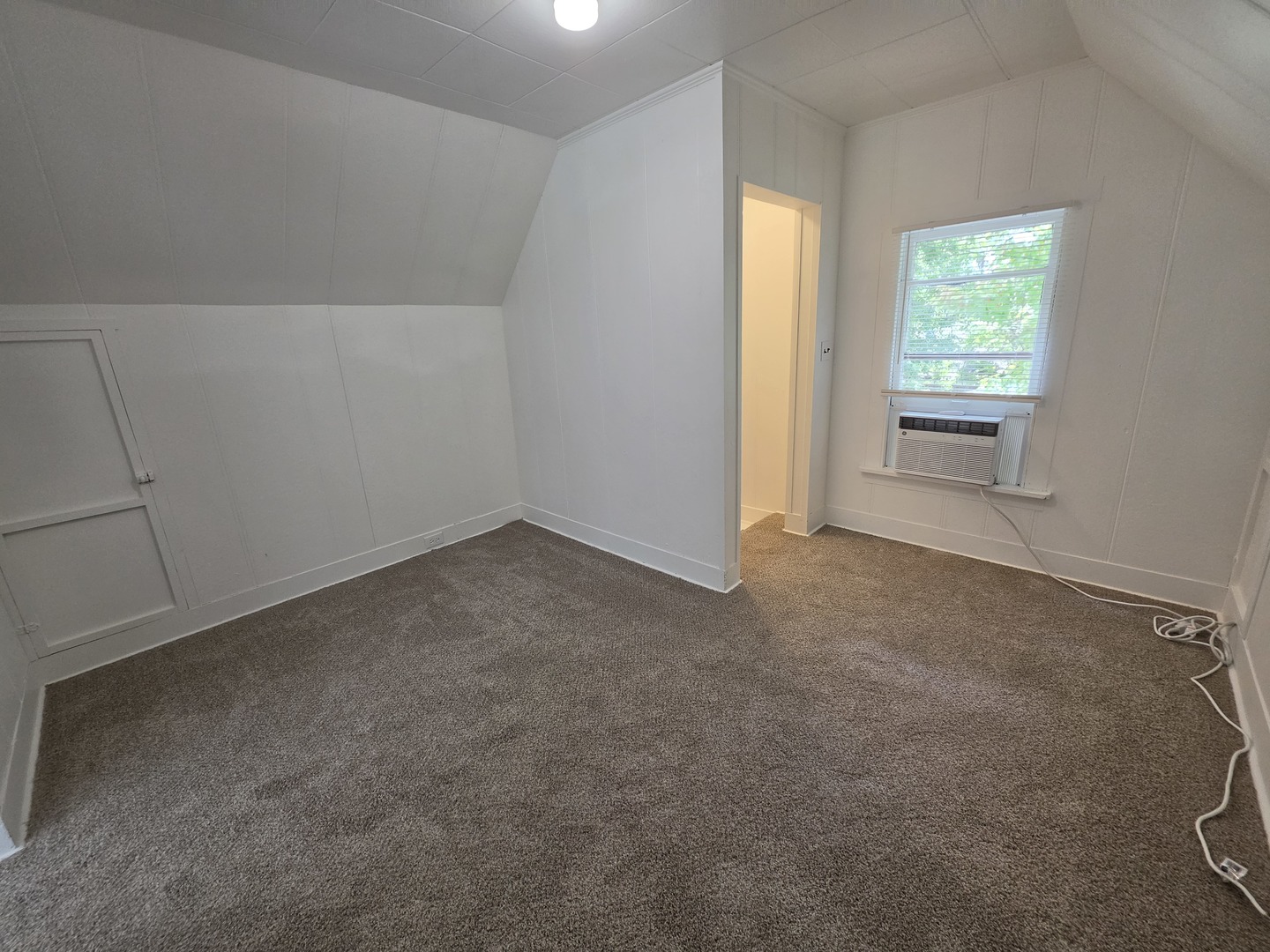 907 Retz Drive Property Photo 8
