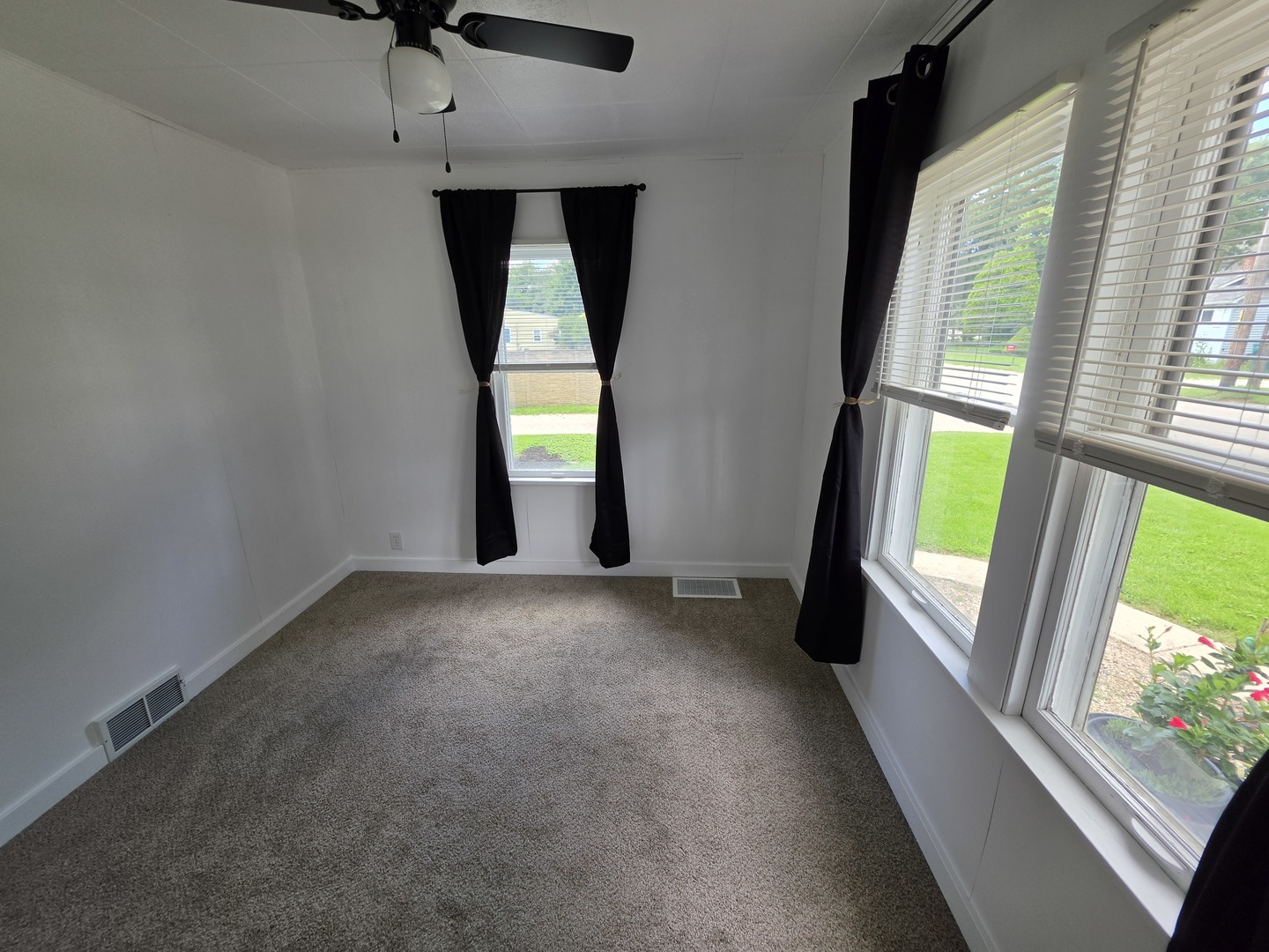 907 Retz Drive Property Photo 13