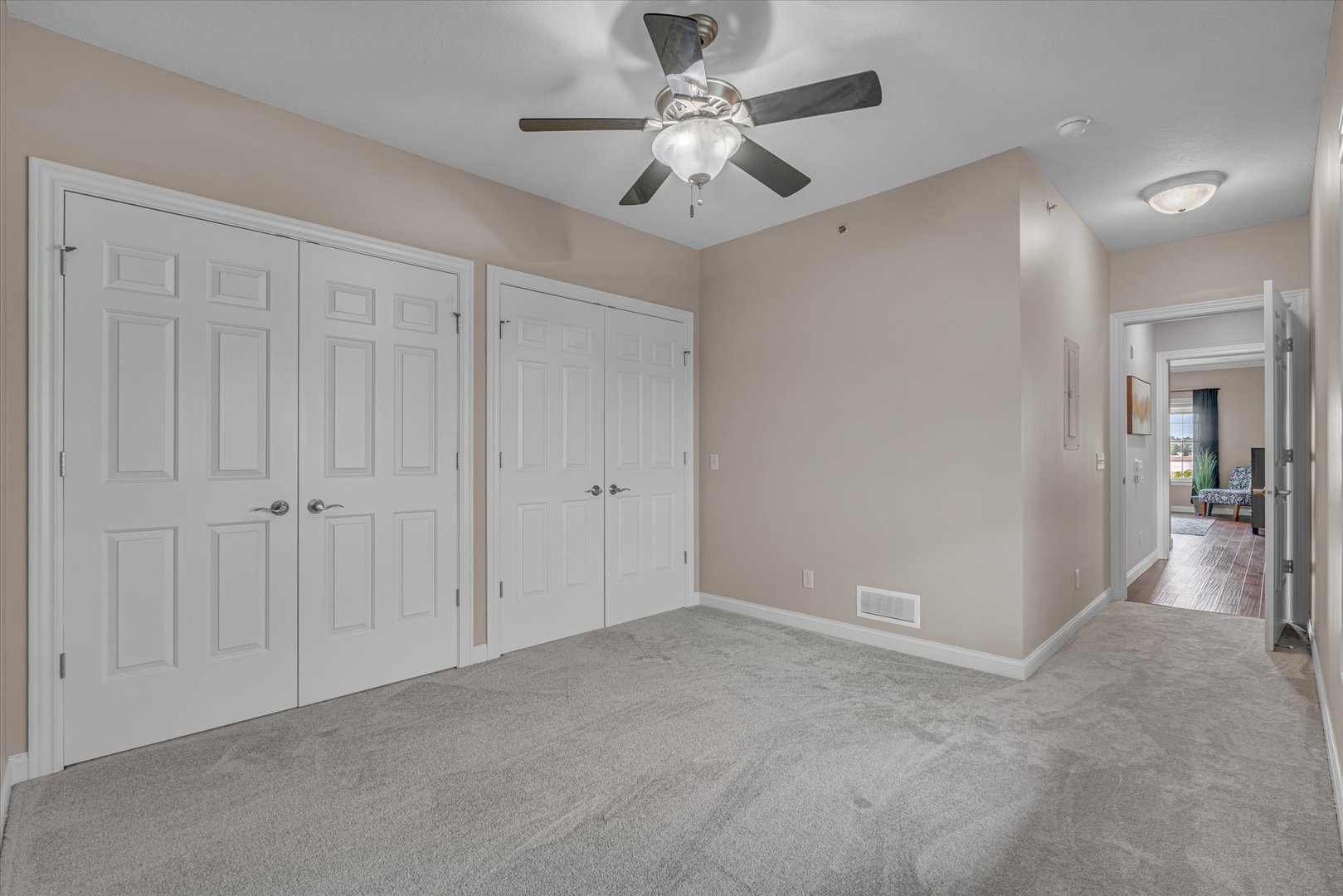 4412 River Drive 402 Property Photo 33