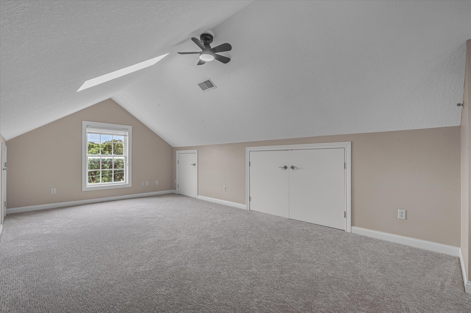 4412 River Drive 402 Property Photo 42