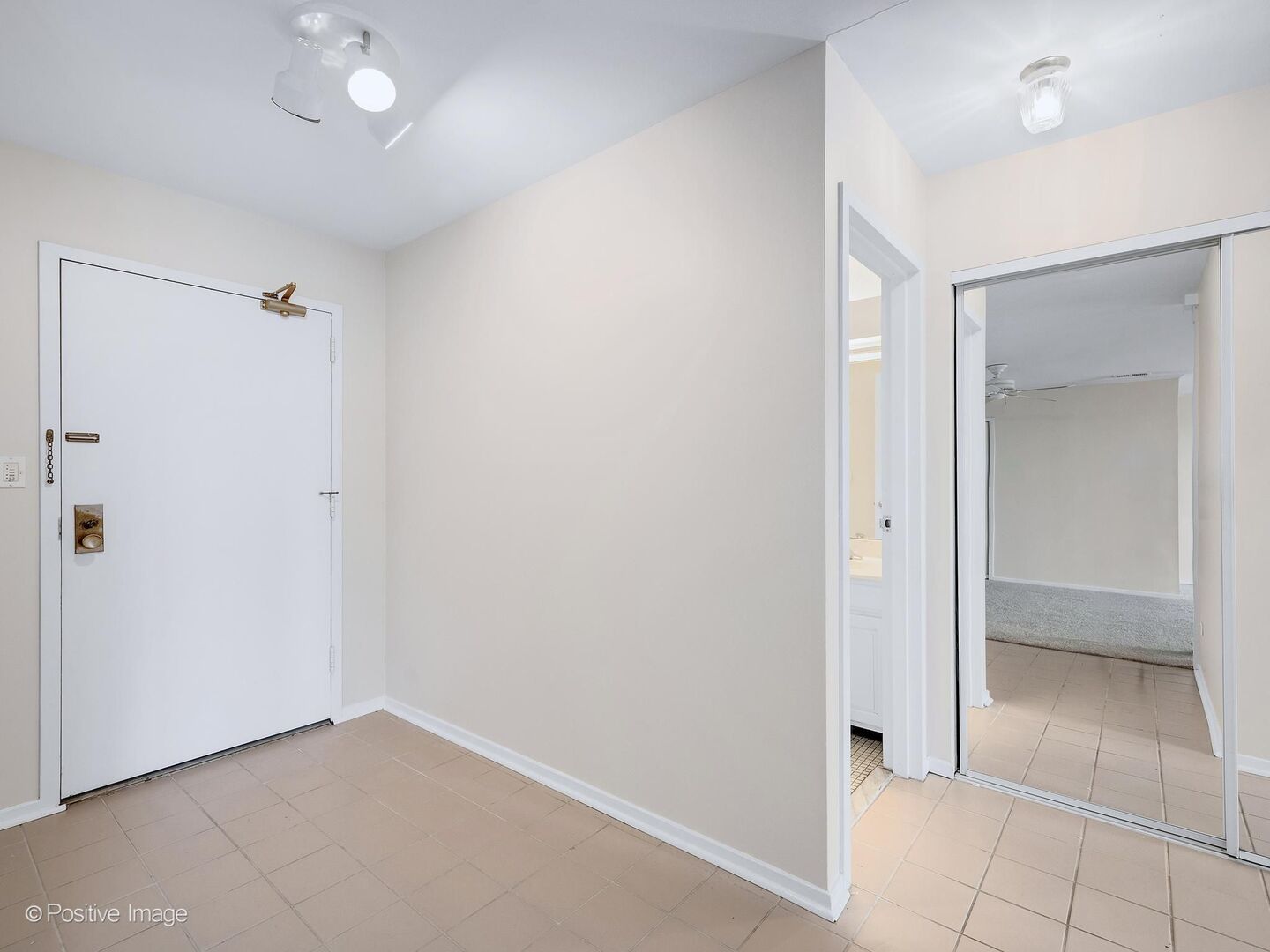 111 Acacia Drive 315 Property Photo 4