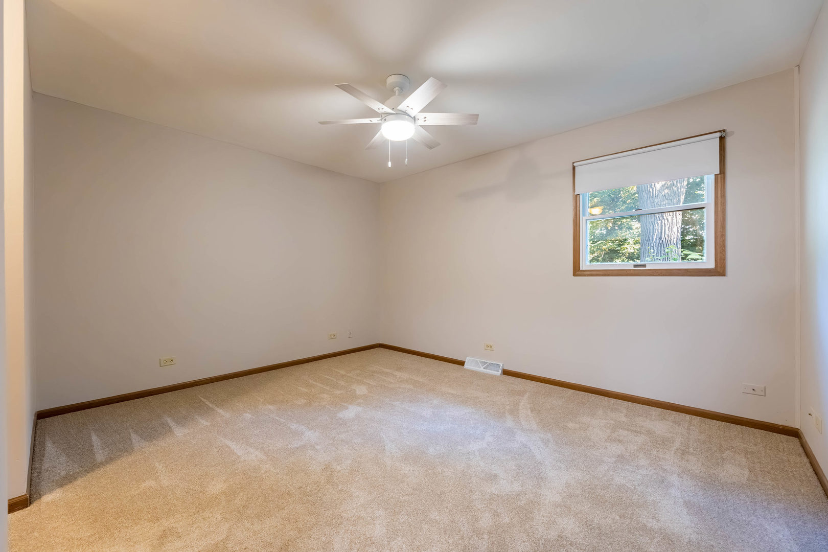 2516 Red Oak Trail Property Photo 12