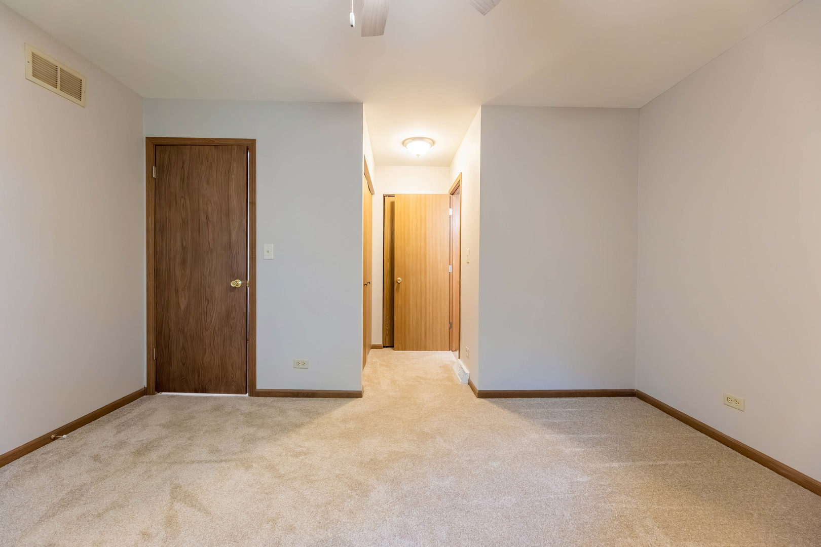 2516 Red Oak Trail Property Photo 13