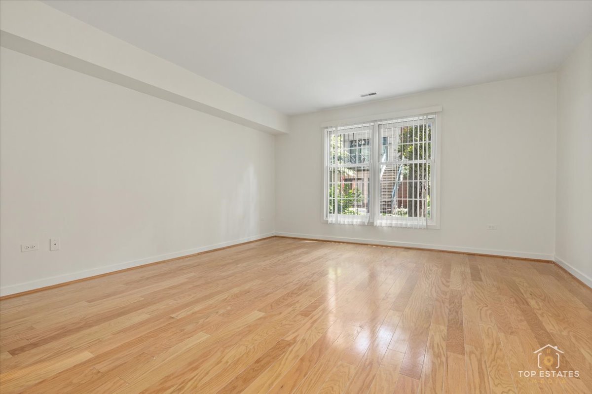 1812 S Dearborn Street 10 Property Photo 12