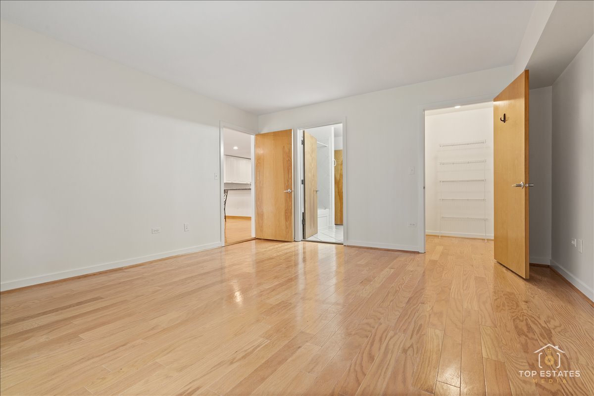 1812 S Dearborn Street 10 Property Photo 14