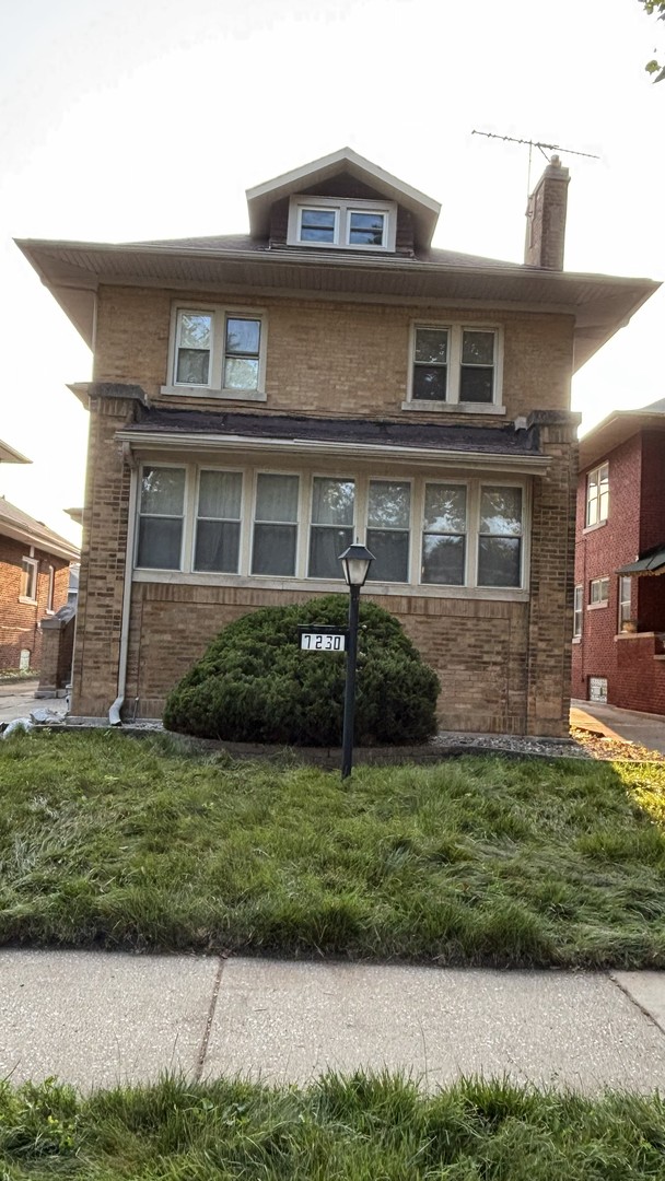 7230 S Luella Avenue Property Photo 1