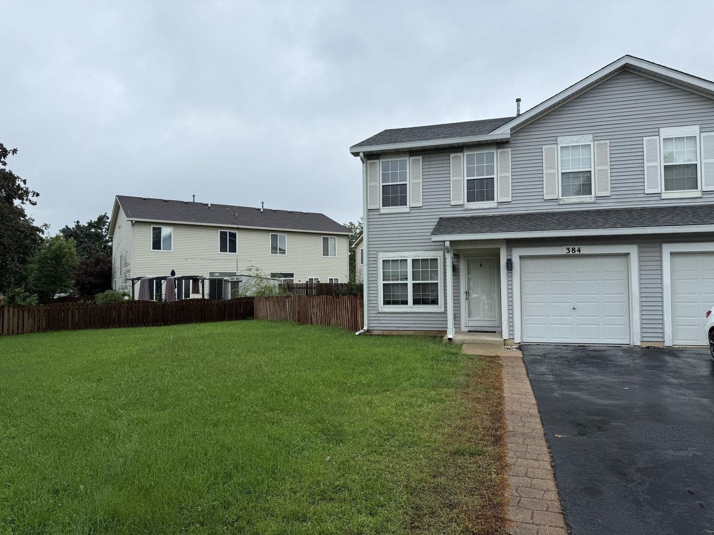 384 Reston Circle Property Photo 2