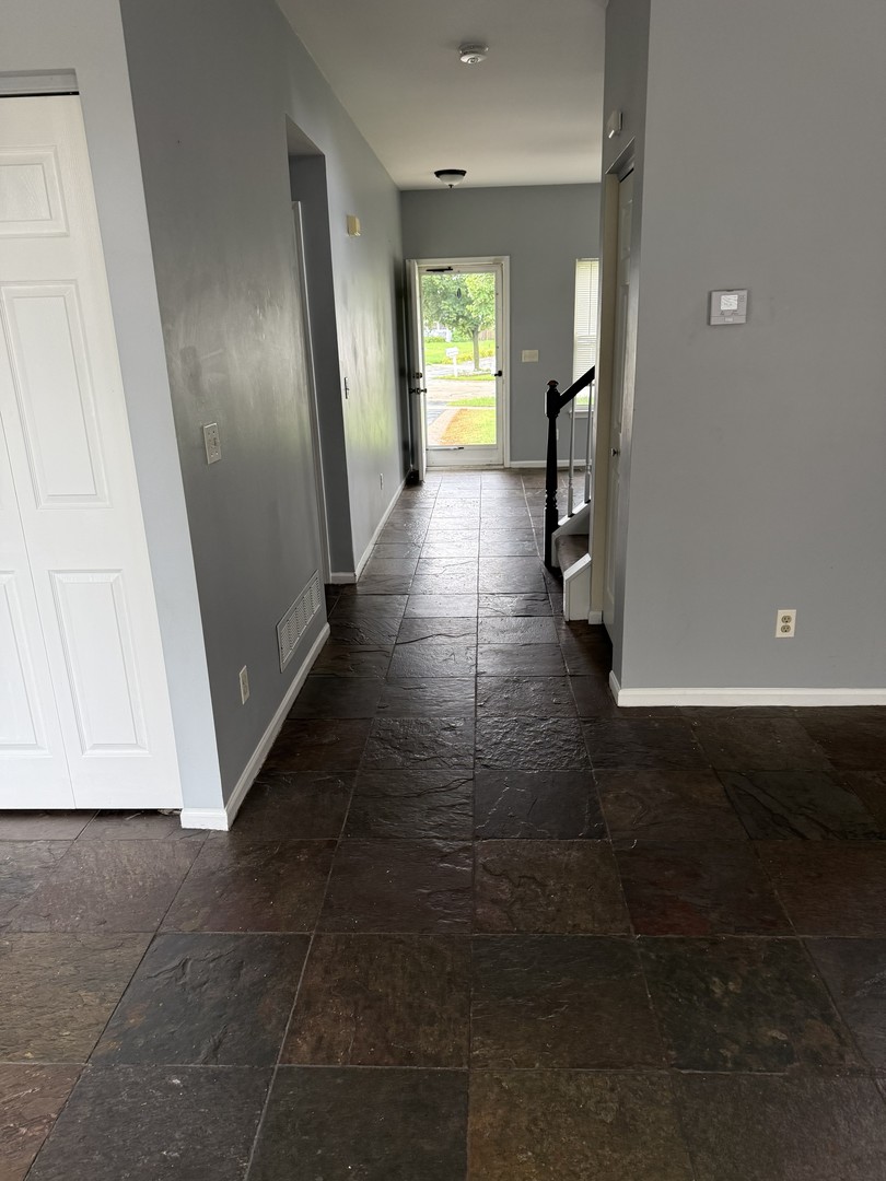 384 Reston Circle Property Photo 7