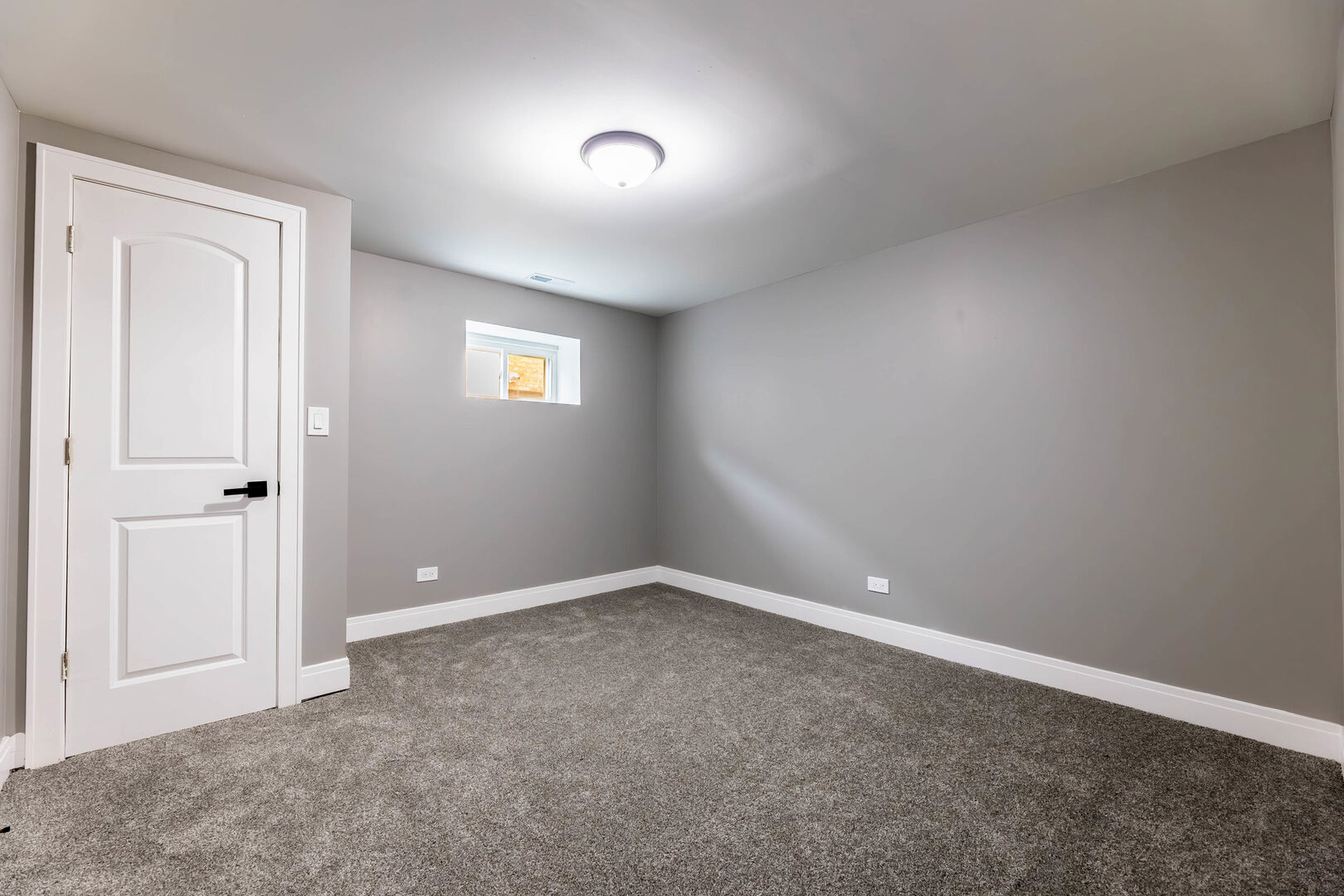 806 S 19th Avenue Property Photo 18