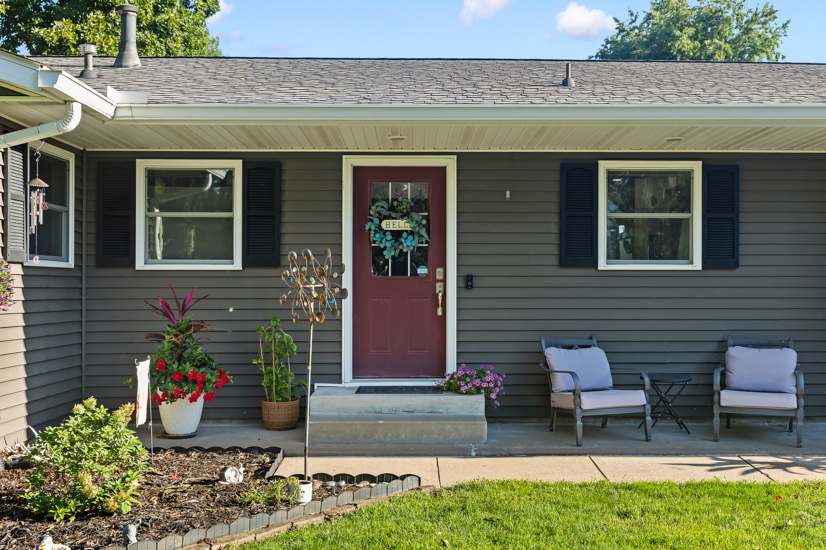 105 N Park Avenue Property Photo 3
