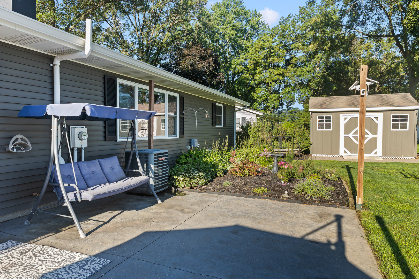 105 N Park Avenue Property Photo 6