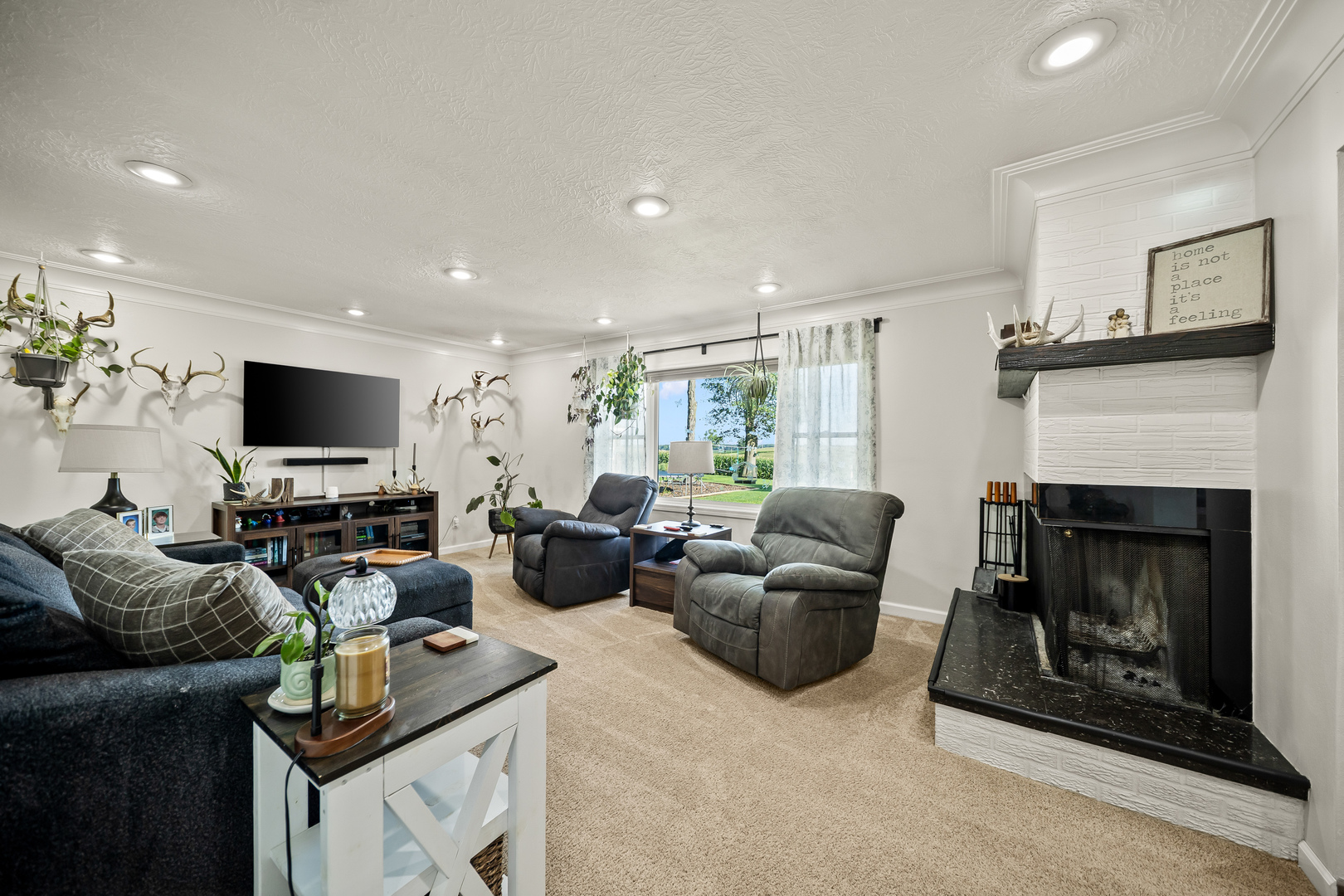 105 N Park Avenue Property Photo 13