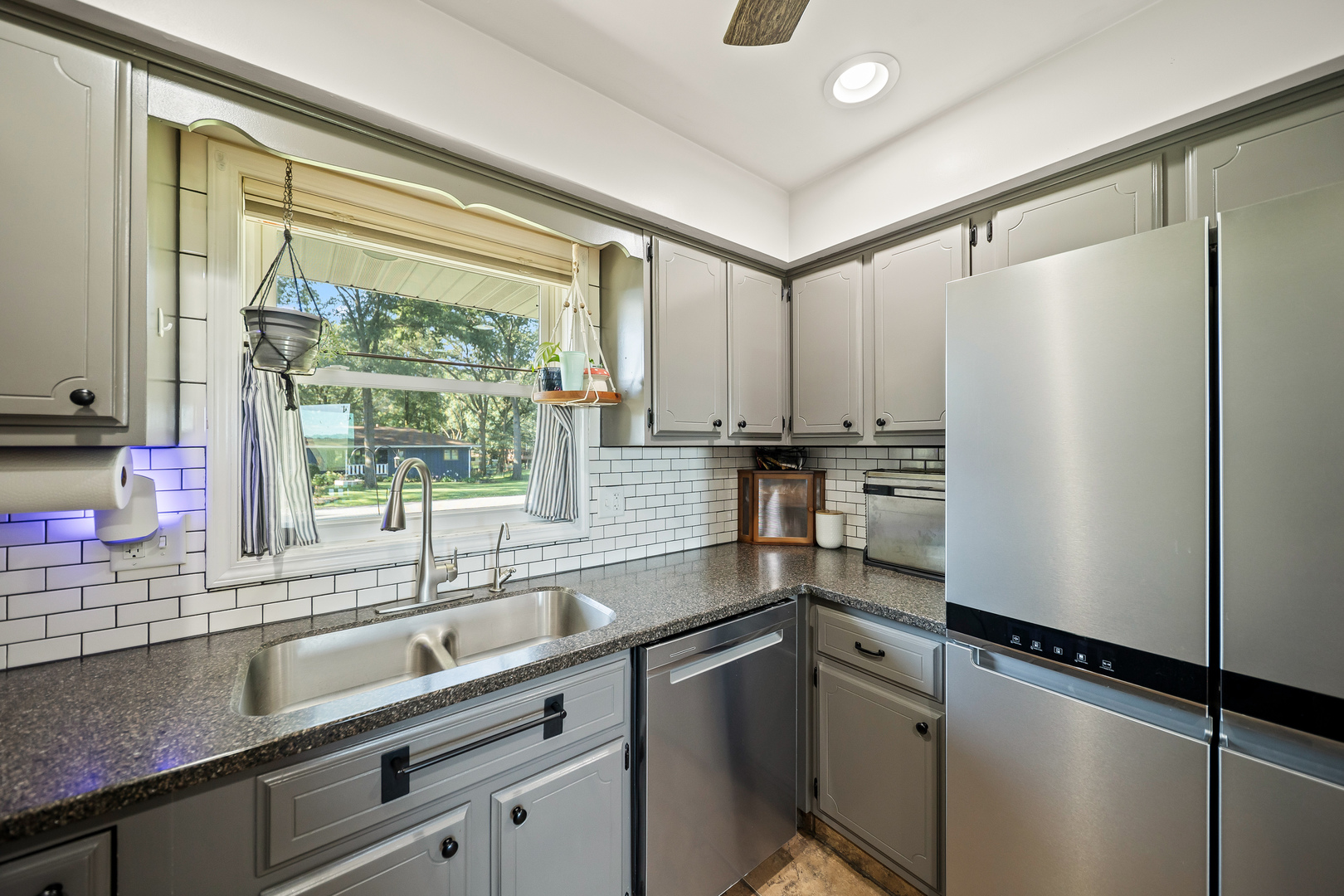 105 N Park Avenue Property Photo 19