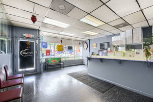 7109 N Clark Street Property Photo 3