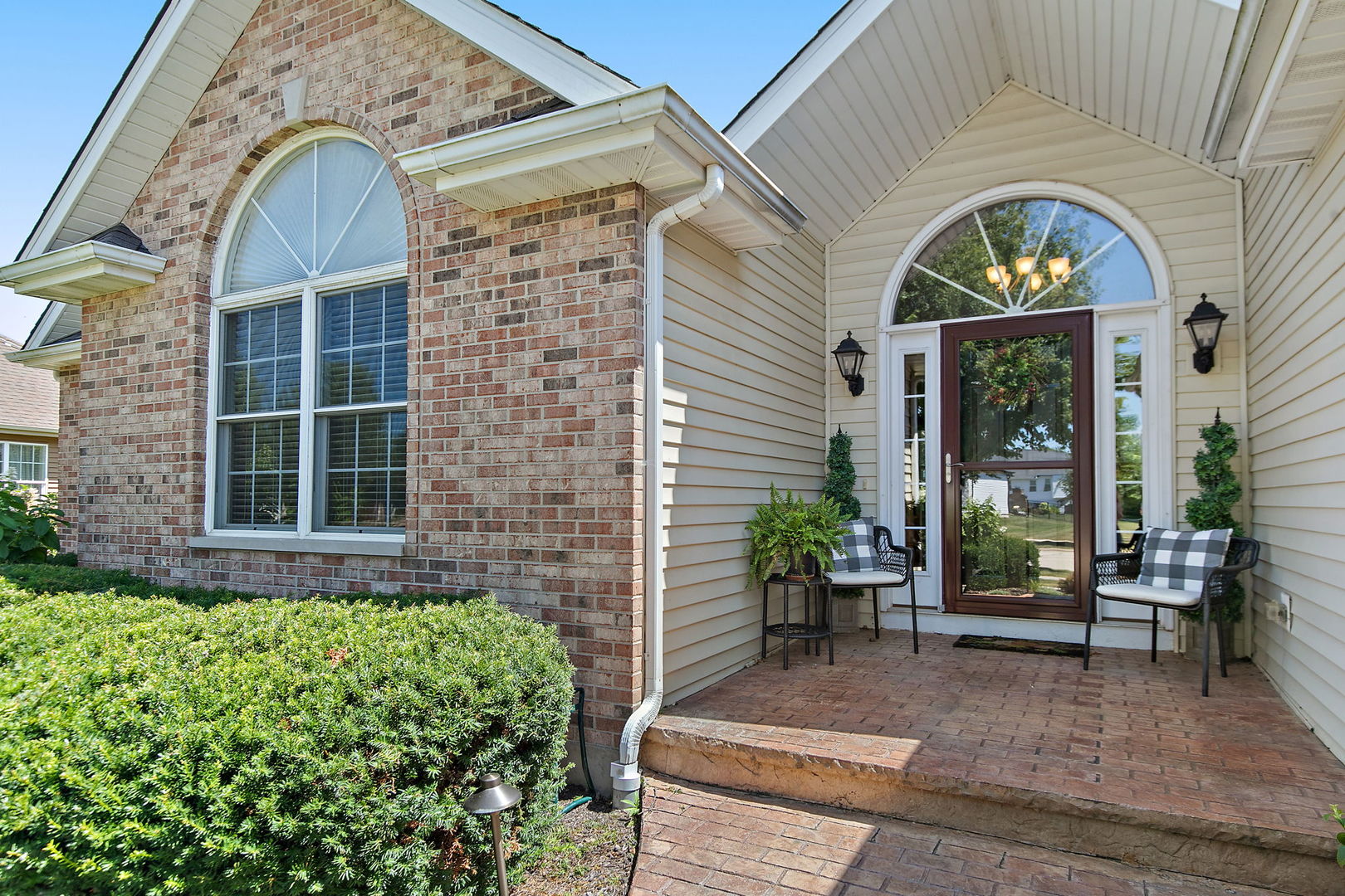 1426 Beach Lane Property Photo 3