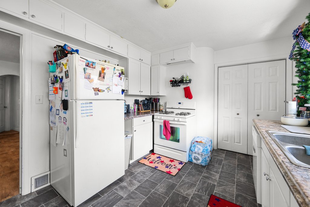 520 9th Avenue Property Photo 16