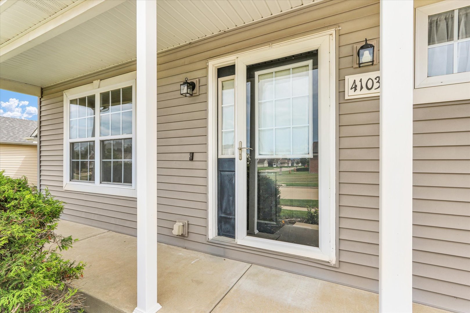 4103 Pebblebrook Lane Property Photo 6