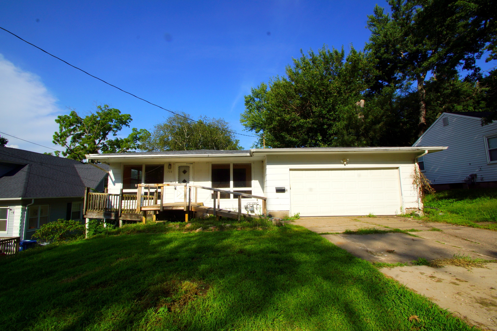 708 15th Street Property Photo 1