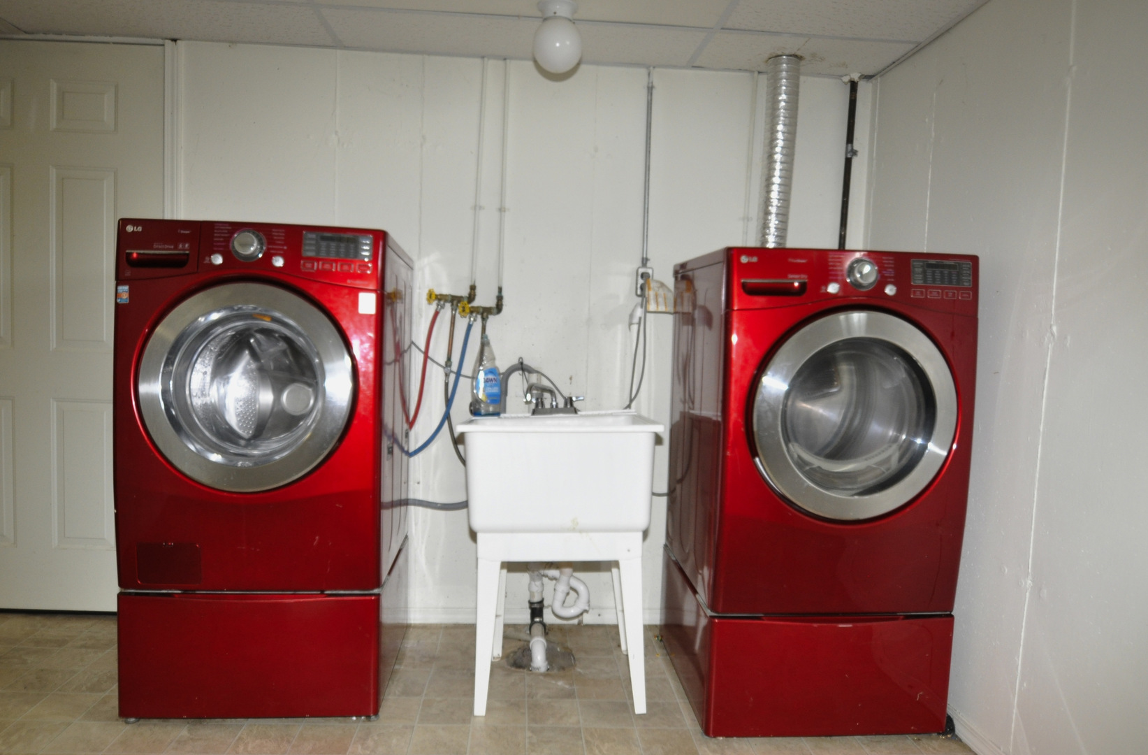 1015 1st Avenue Property Photo 28