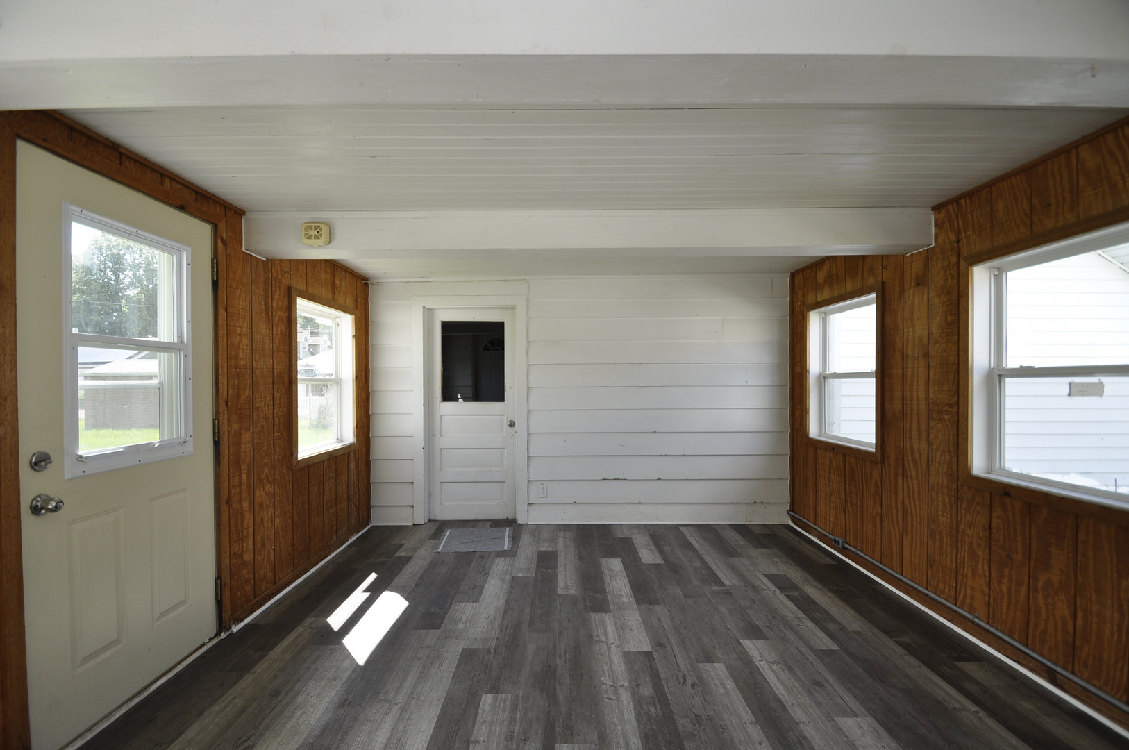 1015 1st Avenue Property Photo 30