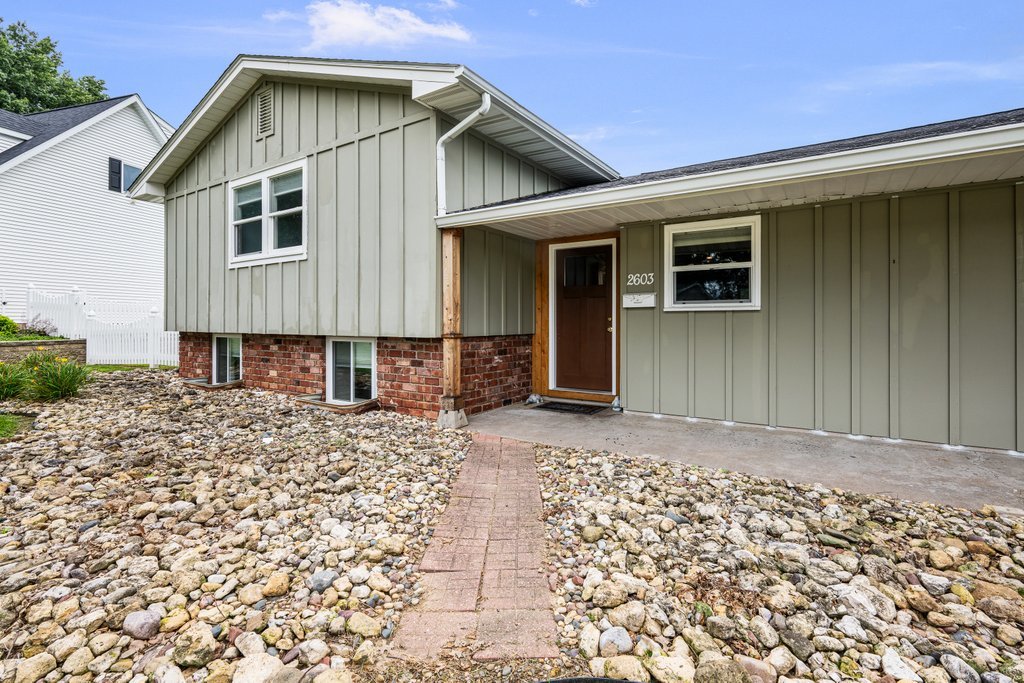 2603 Harmony Drive Property Photo 3