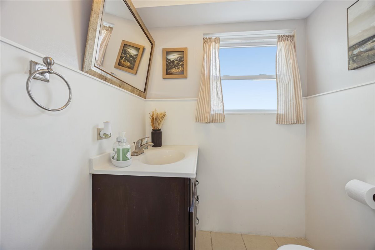 7624 Kilbourn Avenue Property Photo 14