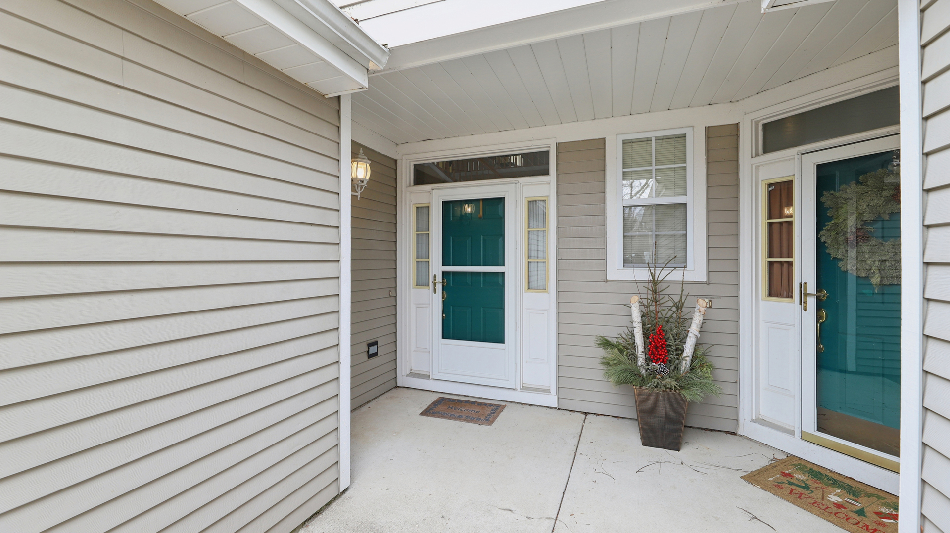 628 King Court 628 Property Photo 2