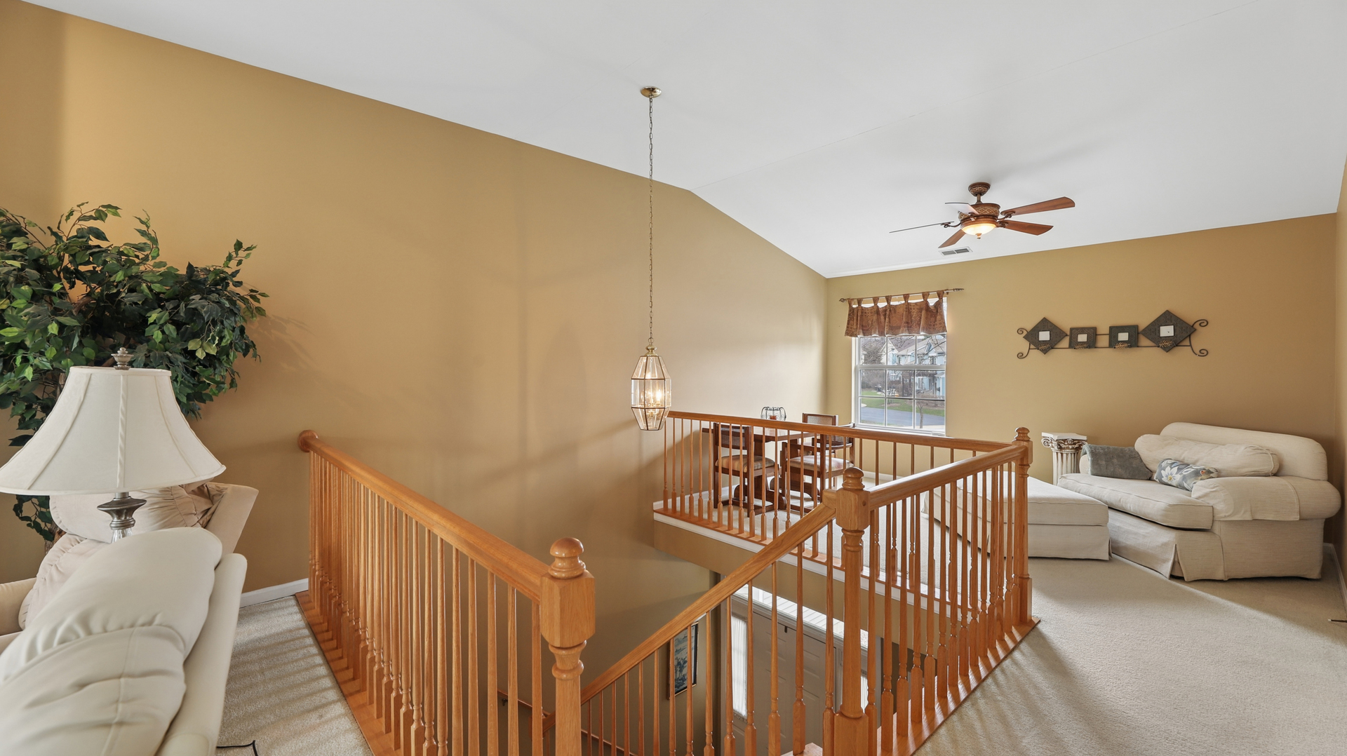 628 King Court 628 Property Photo 3