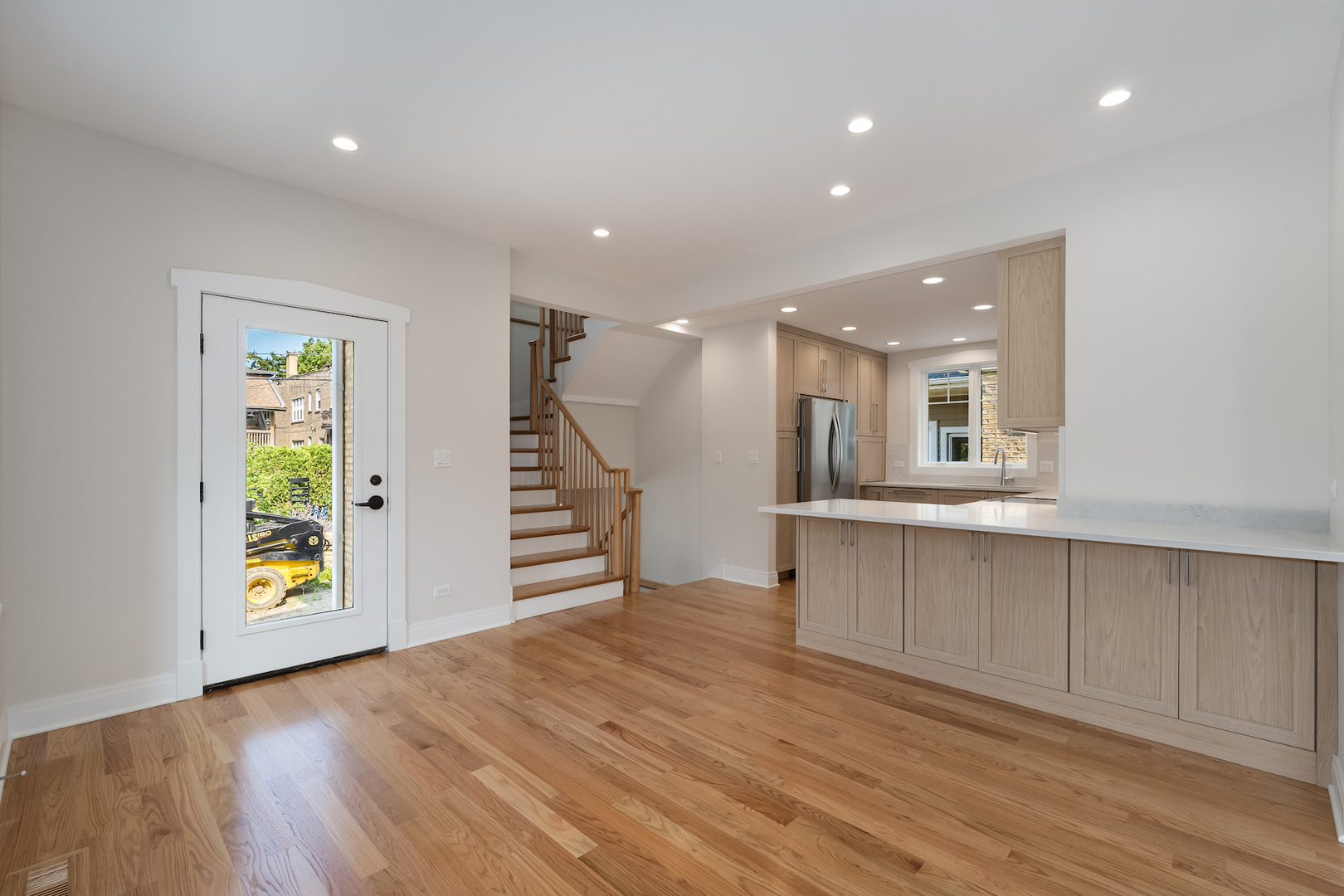5310 N Spaulding Avenue Property Photo 10