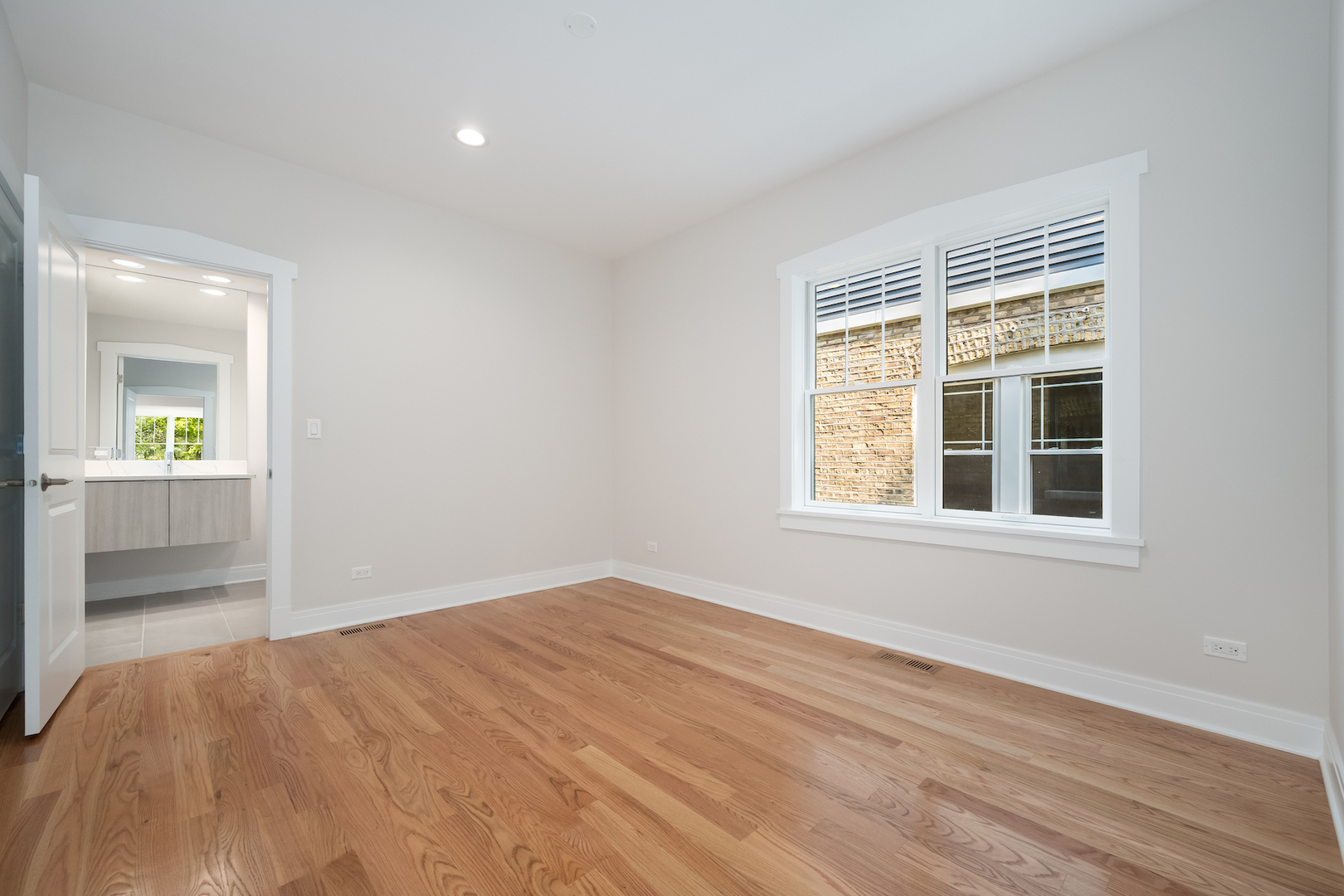 5310 N Spaulding Avenue Property Photo 14