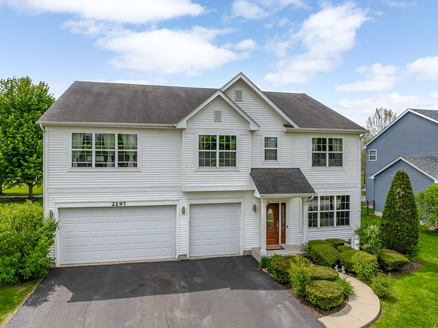 2297 Deerpath Road Property Photo 1