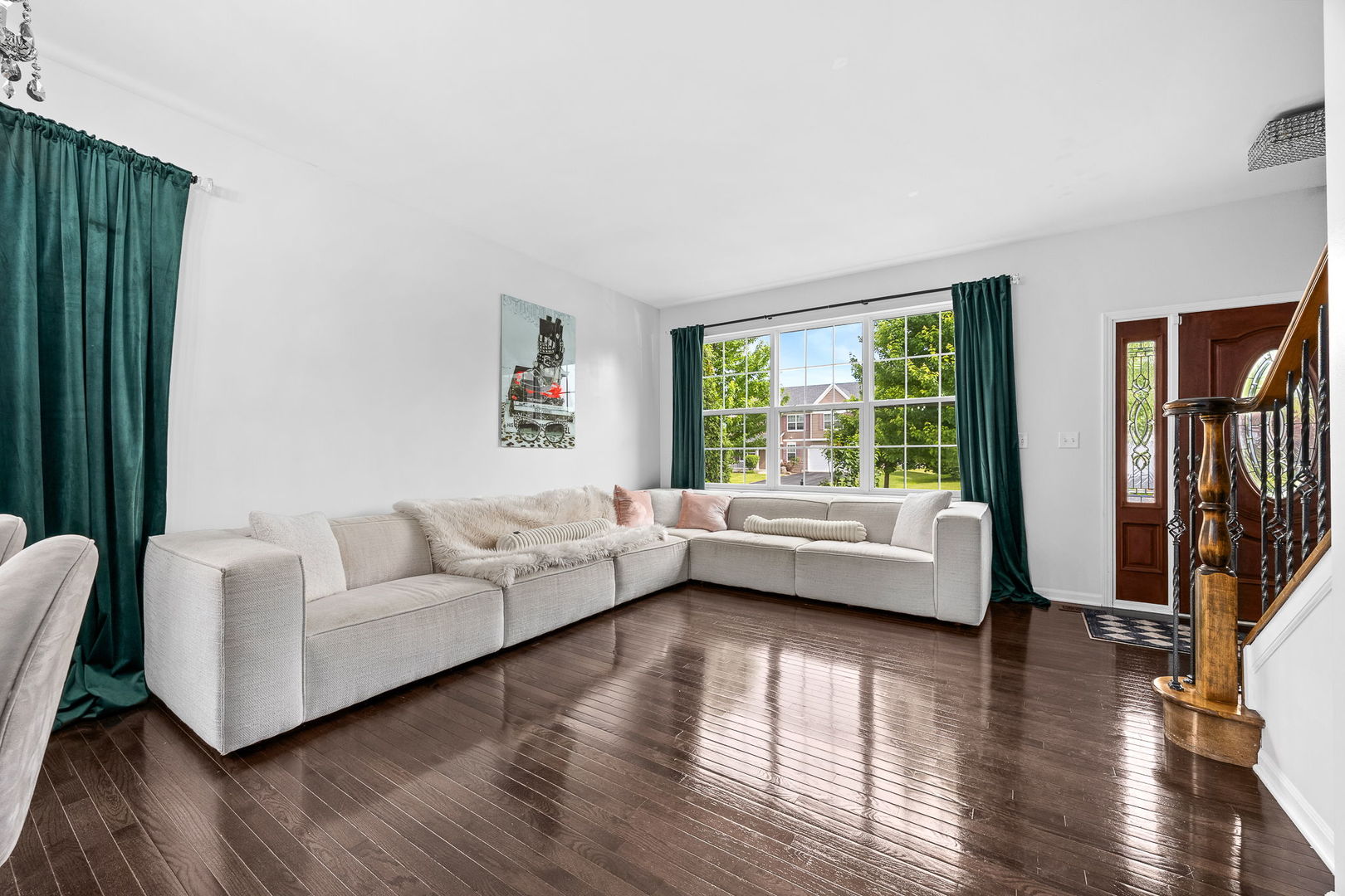 2297 Deerpath Road Property Photo 2