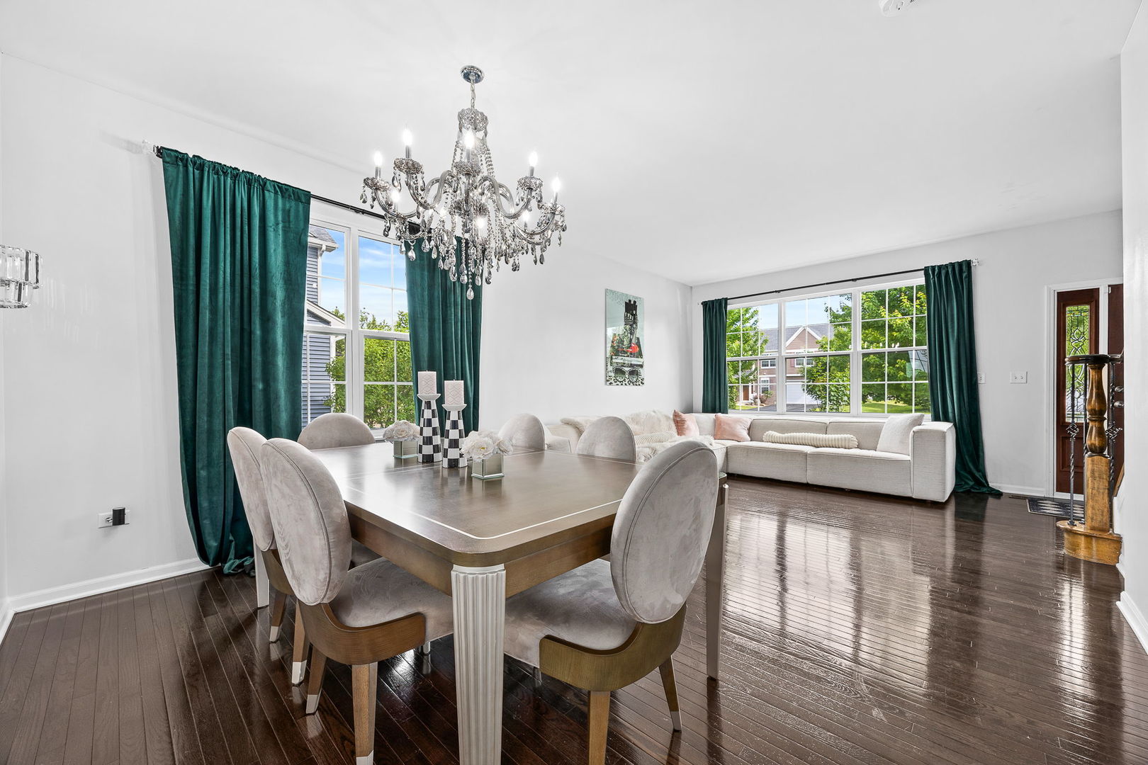 2297 Deerpath Road Property Photo 4