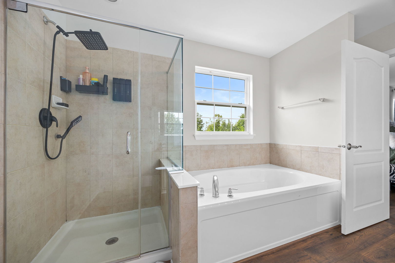 2297 Deerpath Road Property Photo 14