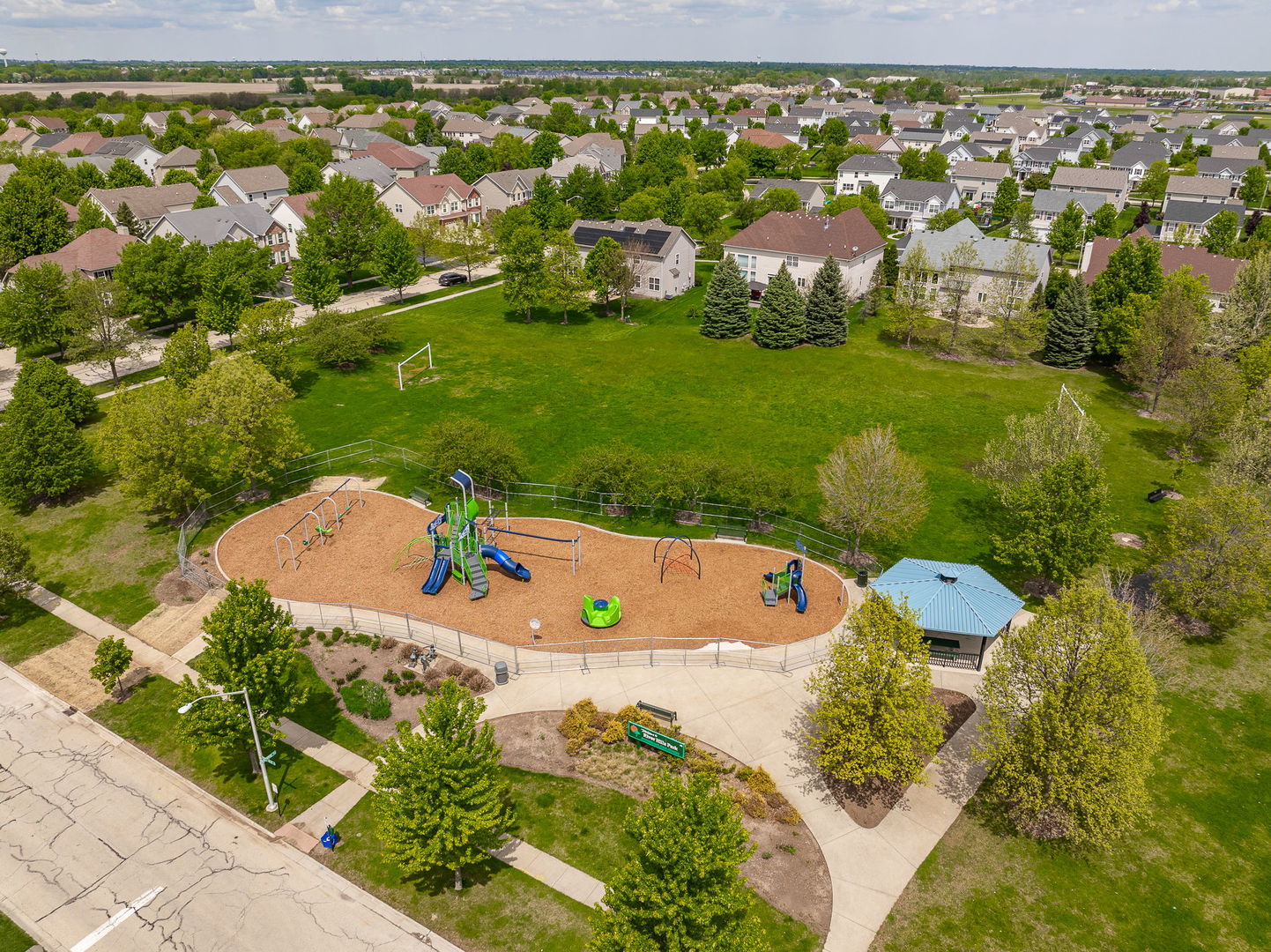 2297 Deerpath Road Property Photo 30