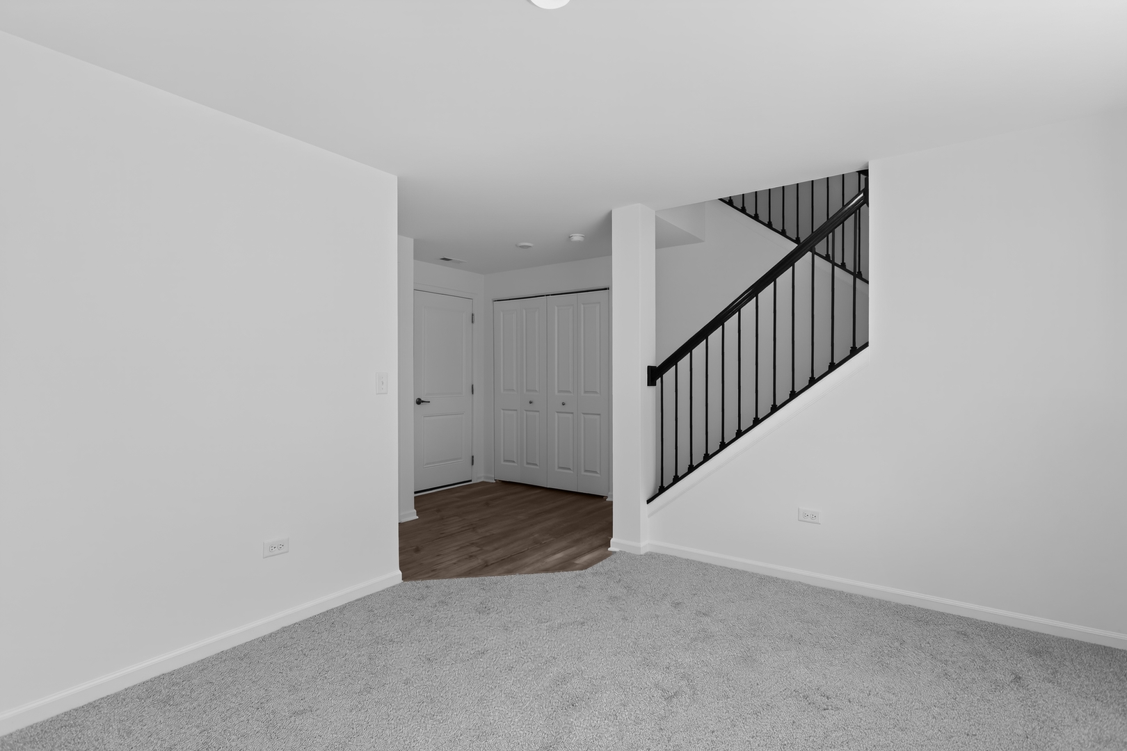 519 Red Oak Circle Property Photo 7