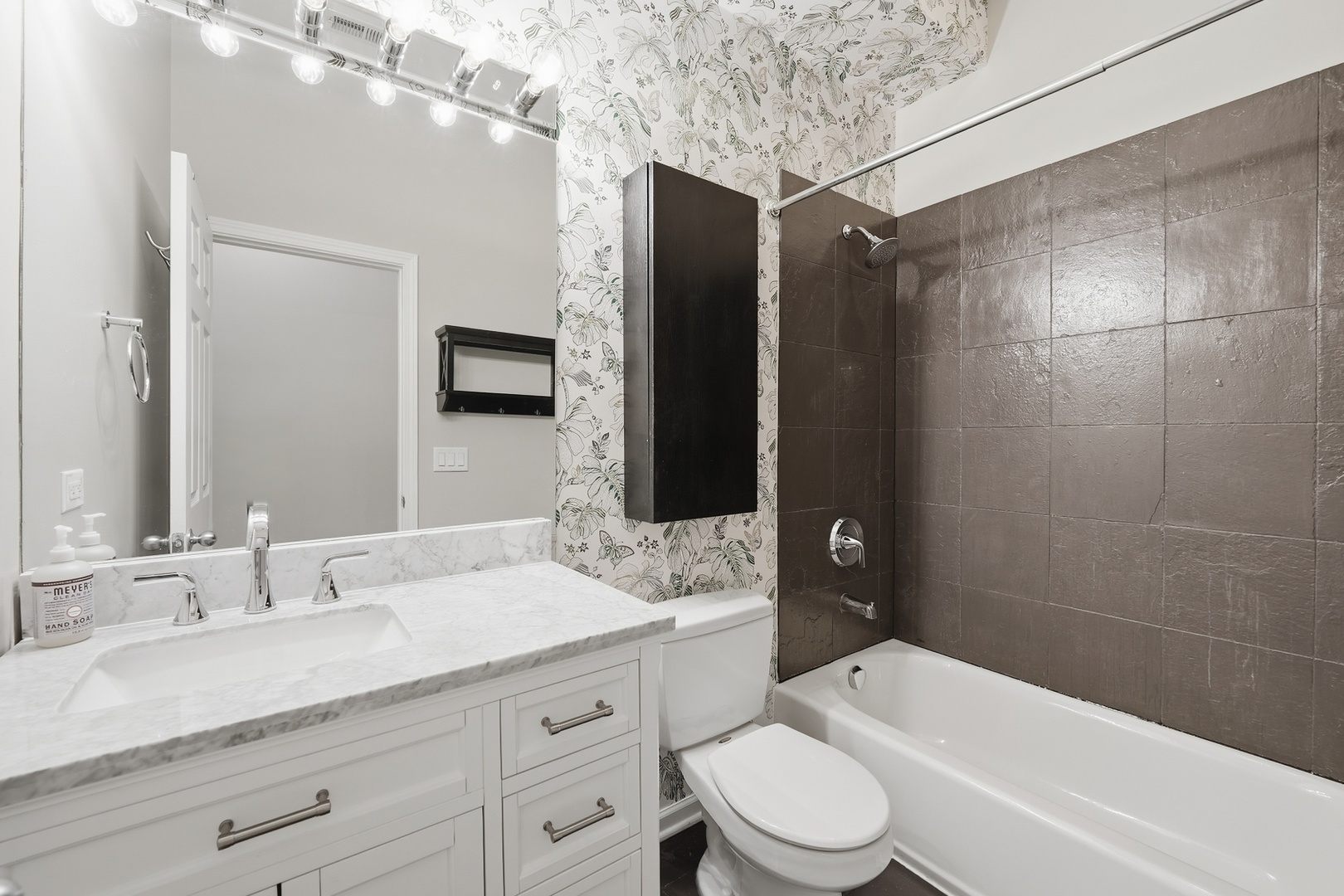 12736879 Property Photo 12
